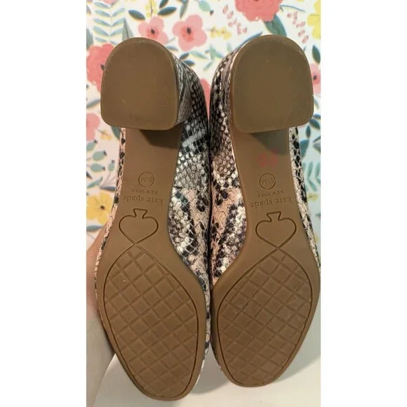 Kate Spade Beverly Pumps • Pale Vellum Snake Print • Size 6.5 M MSRP $228 - Picture 6 of 8